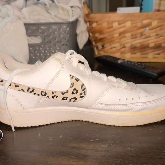 Nike Women's Sneakers - Picture 5 of 8